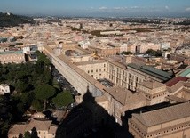 Watykan z Kaplicą Sykstyńską. W cieniu kopuły Bazyliki św. Piotra