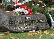 Grób bł. ks. Jerzego Popiełuszki