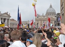 W kanonizacji Jana Pawła II w Rzymie wzięło udział kilkaset osób z diecezji płockiej