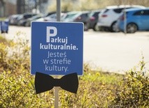 Katowice. Parking w Strefie Kultury płatny. Zmiany weszły w życie