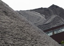 Czesi wstrzymują wydobycie w kopalniach
