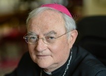 Abp Hoser: Kościół w Polsce jest bardzo klerykalny