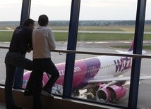 Śląskie. Lotnisko w Pyrzowicach przez epidemię straciło ponad połowę pasażerów