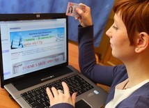 Głosowania przez internet w czasie referendum ws. konstytucji?