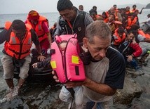 13 tys. migrantów uratowano na morzu w ciągu czterech dni