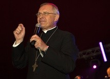 Bp Dajczak: Potrzebujemy armii świeckich, przygotowanych do pracy z młodzieżą