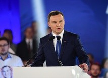 Prezydent o uchwałach Sejmu ws. wyboru sędziów TK