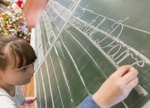 Małopolska kurator oświaty: W polskiej szkole nie ma miejsca dla organizacji, które szkodzą dzieciom
