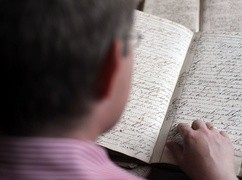 Biblioteka UW: wolontariusze potrzebni do odczytania rękopisów, których nie rozumie AI