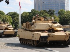 Amerykanie nie mają guzika, którym wyłączyliby nam Abramsy