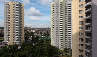 Ekspert rynku nieruchomości: nie dopłacajmy do mieszkań, ale postawmy na nogi gospodarkę