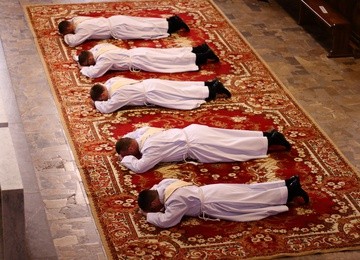 Potrzebna modlitwa, by nie zabrakło kapłanów