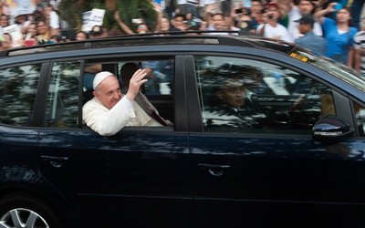 Rzym: Papież odwiedził sklep z płytami