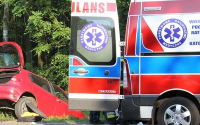 Wypadek polskiej ciężarówki z uchodźcami