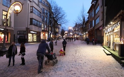 Na zakopiańskich Krupówkach