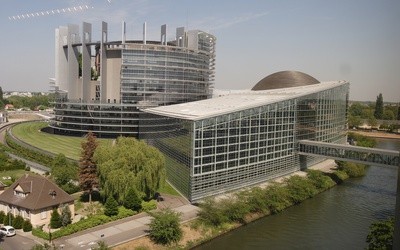 Komisja prawna PE za porozumieniem ws. prawa autorskiego