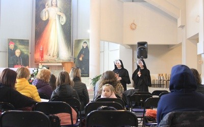 W sanktuarium Bożego Miłosierdzia