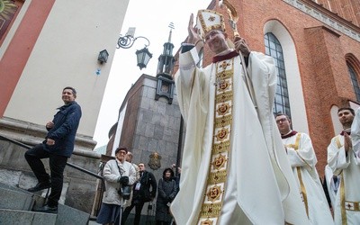 Abp Galbas: Cieszę się, że nie jestem sam 