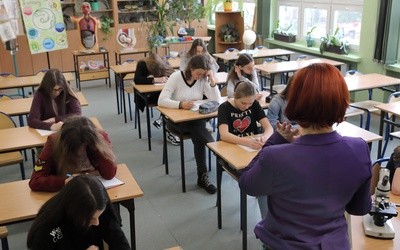 Uczniowie wolskich szkół jako pierwsi w Polsce zaszczepią się w szkołach
