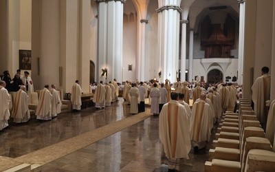 Msza Krzyżma Świętego w katedrze cz. 2