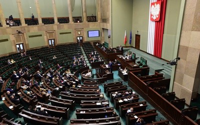Dziś pierwsze posiedzenia Sejmu i Senatu 