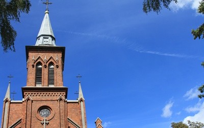 Wieża kościoła w Rostkowie