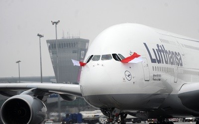 Lufthansa: Będzie zasada dwóch osób w kokpicie