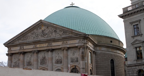 Berlin: Delegatki episkopatu opuszczają „drogę synodalną”