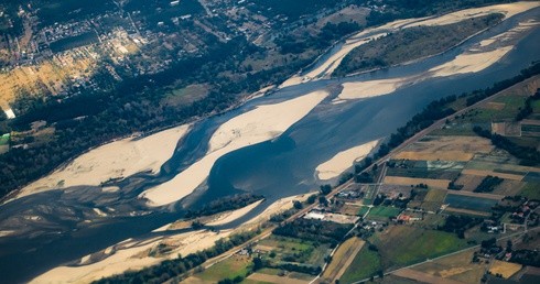"Stan wody w Wiśle to niecałe 50 cm; sprawa jest poważna"