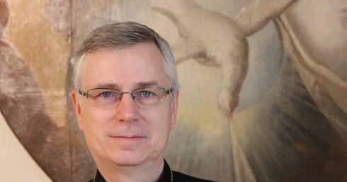 Bp Siemieniewski: Pentekostalizacja to "fenomen”, który należy badać