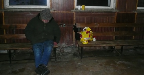 Człowiek poza systemem