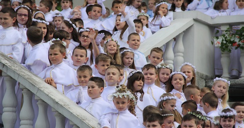 Uroczystości komunijne przełożone na jesień