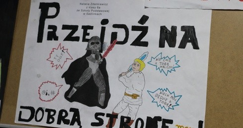 „Dzieciństwo bez przemocy” - Kościół, 6 tysięcy szkół, organizacji i firm już wspiera kampanię