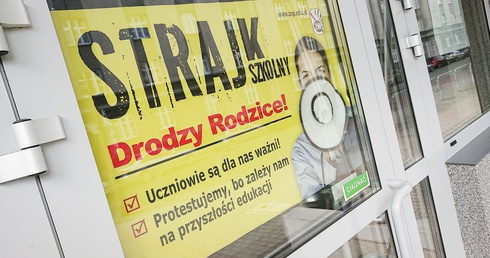 Kurator oświaty o strajku nauczycieli 