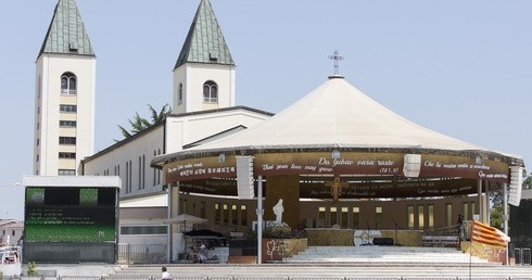Bośnia i Hercegowina: Dwóch kapłanów i trzy zakonnice w Medjugorje zarażone koronawirusem