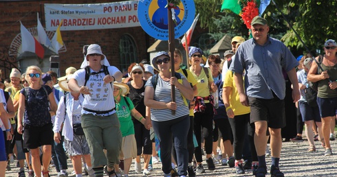 W drodze na Jasną Górę: idę i dziękuję