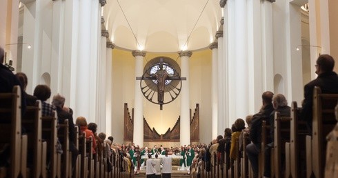 Ukazał się nowy rocznik statystyczny ISKK. Jak kształtuje się religijność Polaków?