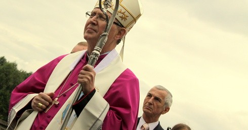 Bp Piotr Libera przewodniczył tegorocznym uroczystościom odpustowym w sierpeckim sanktuarium