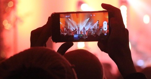 Koncert "Wesel się ziemio" w Elblągu cz. 1.