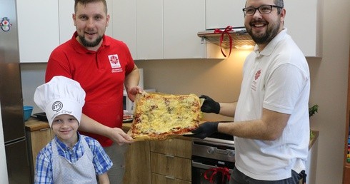 Caritas przygotowuje rocznie ponad 3 miliony posiłków, łączy to ze strategią przeciwdziałania marnowaniu żywności