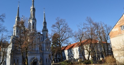 Świątynia Miłosierdzia i Miłości - katedra Kościoła Starokatolickiego Mariawitów przy ul. Kazimierza Wielkiego