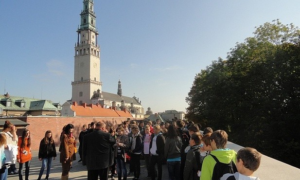 Ruszyli biegiem na Jasną Górę