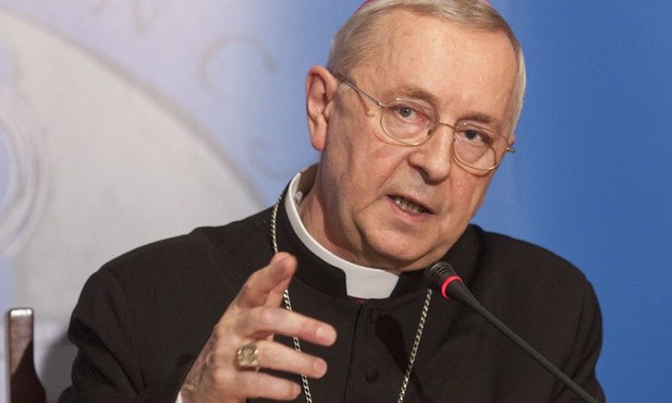 Przewodniczący Episkopatu: Sumienie nie jest prywatnym odczuciem