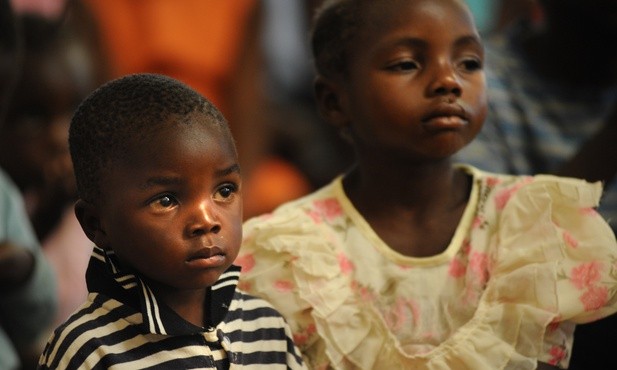 Nigeria: Samochód rozjechał modlące się dzieci