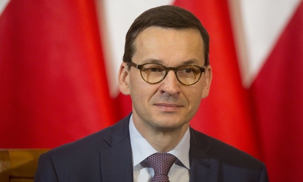 Amerykański rabin broni premiera Morawieckiego przed Macronem