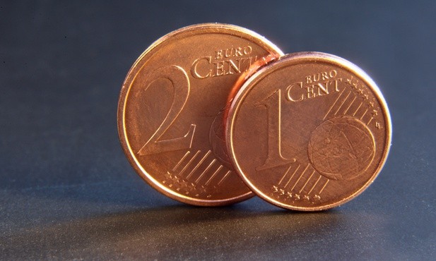 Włochy: Karabinierzy radzą turystom, by zabrali na wakacje magnesy