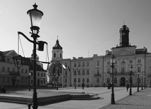Ratusz i Stary Rynek w Płocku