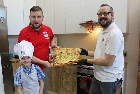 Caritas przygotowuje rocznie ponad 3 miliony posiłków, łączy to ze strategią przeciwdziałania marnowaniu żywności