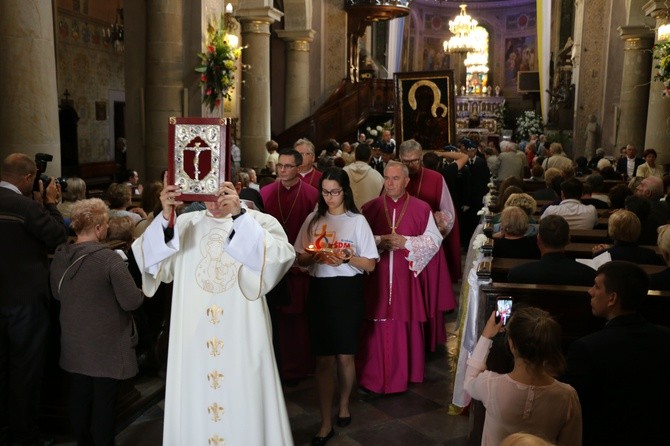 Diecezja płocka żegna Czarną Madonnę