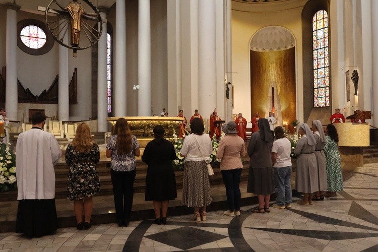 Jubileusz katechetów i nauczycieli w katedrze cz. 2